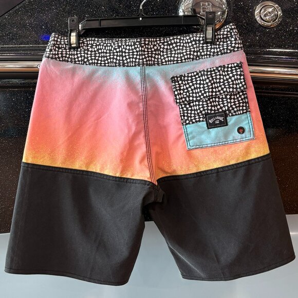 Billabong Panel Pro Boardshort - Picture 2 of 2